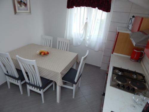 Apartments Mastrinka