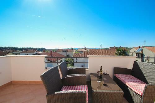 Apartments Miani