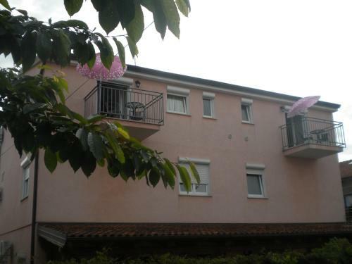 Apartments Miani