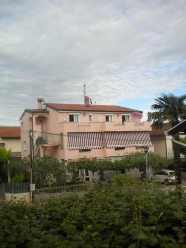 Apartments Miani