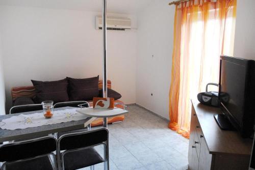 Apartment Jadranovo 5285b