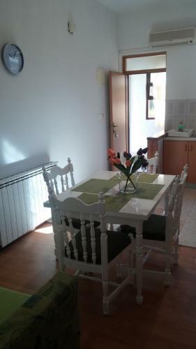 Hostal Guest House Perica