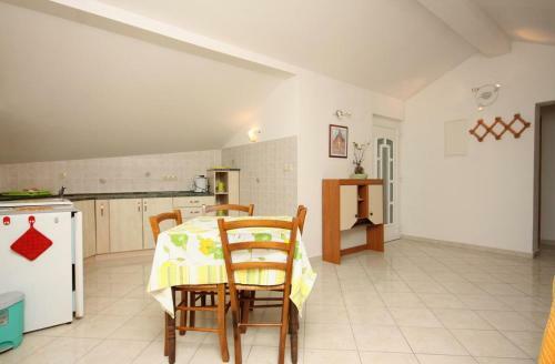 Apartment Barbat 5005b