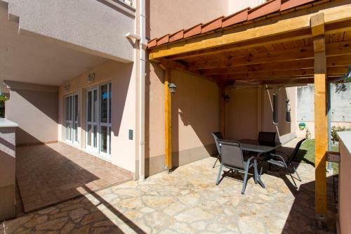 Apartments Montegraso