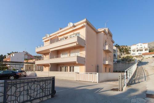 Apartments Montegraso