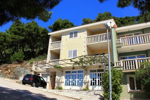 Apartment Baska Voda 10027a