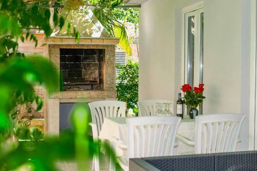 Holiday Home & Apartments Primavera