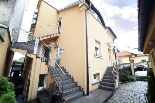 Hostal Villa Zrina