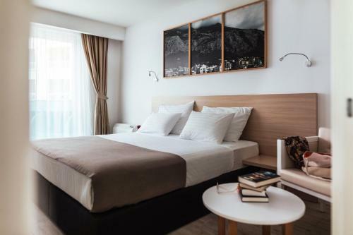 City Beach Apartments
