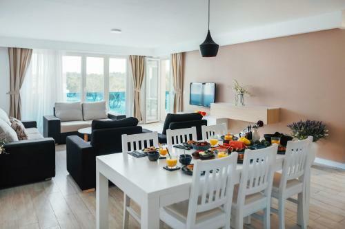 City Beach Apartments