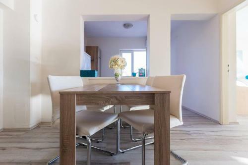 Sea View Apartments Pericic