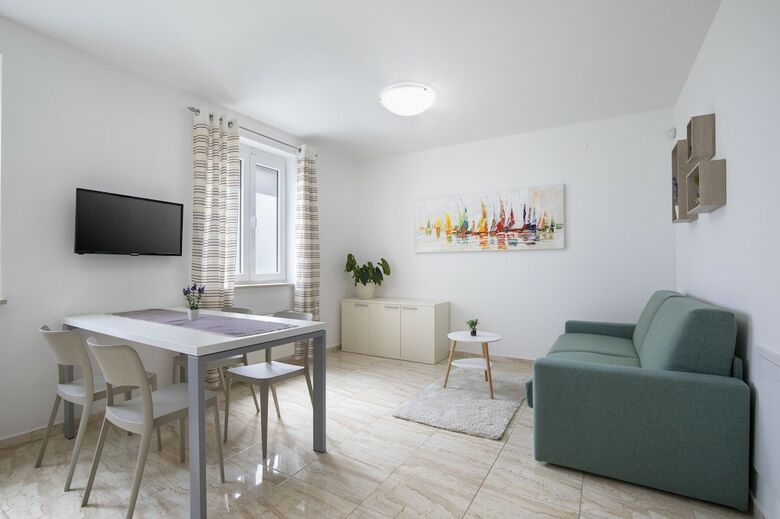 Apartments Villa Nina
