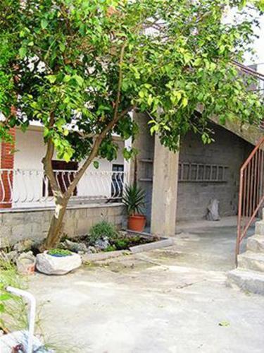 Apartments With A Parking Space Podstrana (split) - 5250