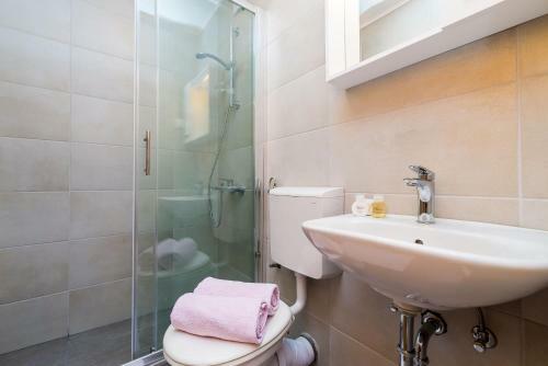 Hostal Guest House Brigita