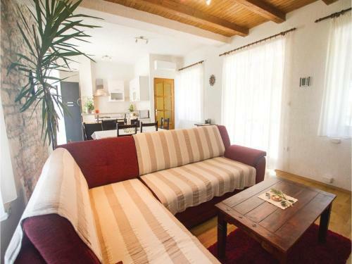 Apartment Marcana Filipana