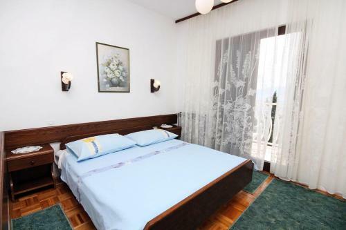 Apartment Drvenik Gornja Vala 4890a
