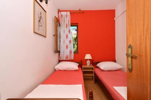 Apartment Arbanija 8651b