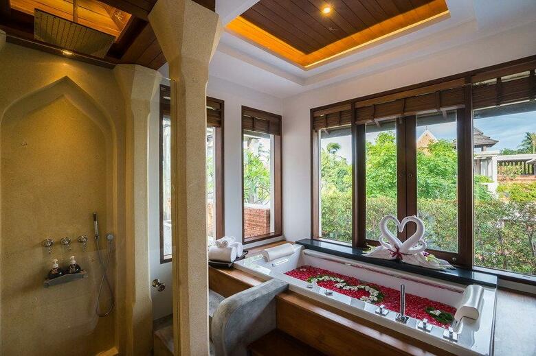 Hotel Royal Muang Samui Villas