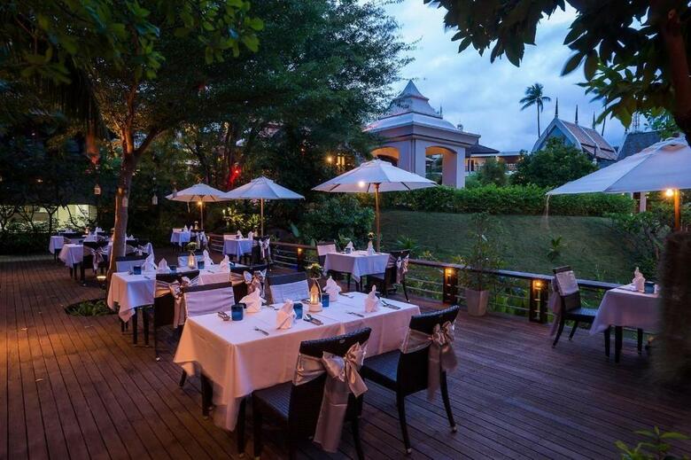 Hotel Royal Muang Samui Villas
