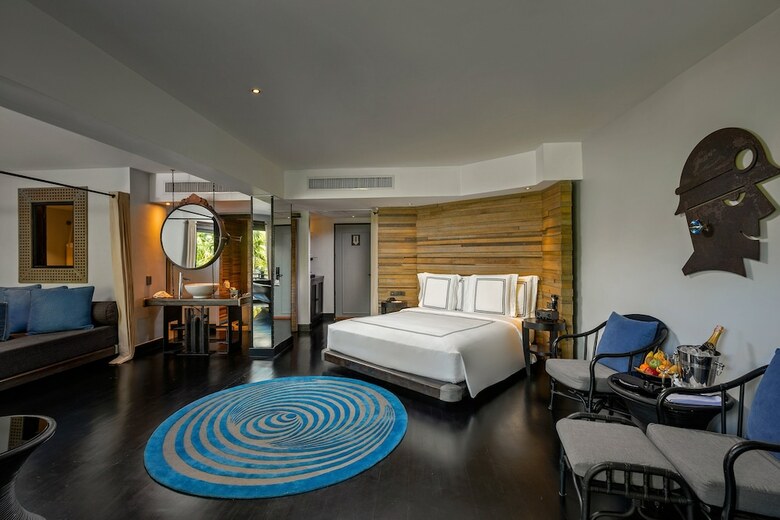 Hotel Indigo Pearl