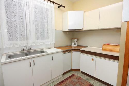 Apartment Biograd Na Moru 5899a