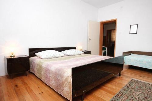 Apartment Biograd Na Moru 5899a