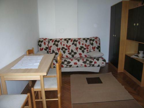 Apartamentos House Helena