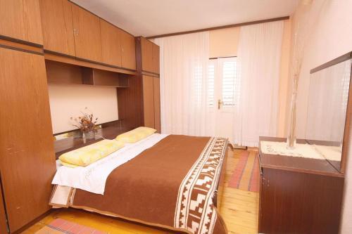 Apartments With A Parking Space Baska Voda (makarska) - 4829