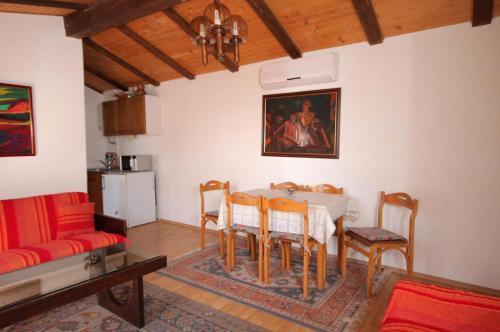 Apartments By The Sea Selce (crikvenica) - 2372