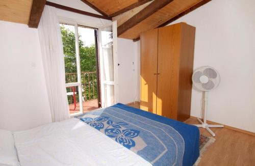 Apartments By The Sea Selce (crikvenica) - 2372
