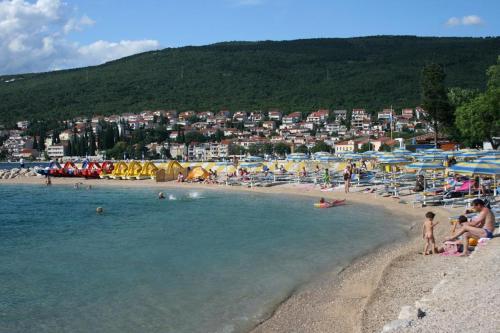 Apartments By The Sea Selce (crikvenica) - 2372