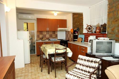 Apartment Mali Losinj 2493b