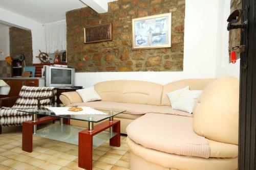 Apartment Mali Losinj 2493b