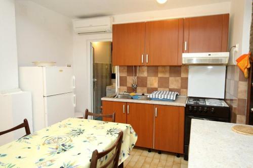 Apartment Mali Losinj 2493b