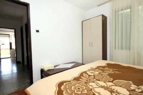 Apartment Mali Losinj 2493b
