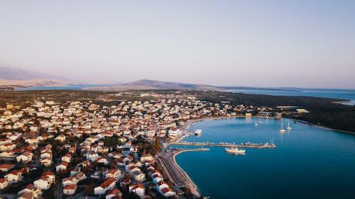 Holliday Home Stani