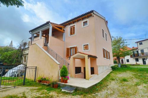 Mon Perin Castrum - Apartment Ana