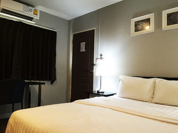 Hostal @hua Lamphong