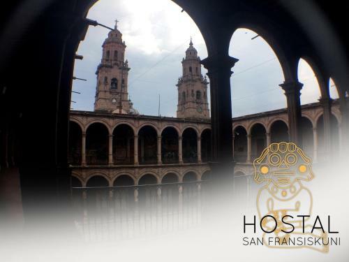 Hostal San Fransiskuni