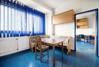 Hostal Riviera Hostel