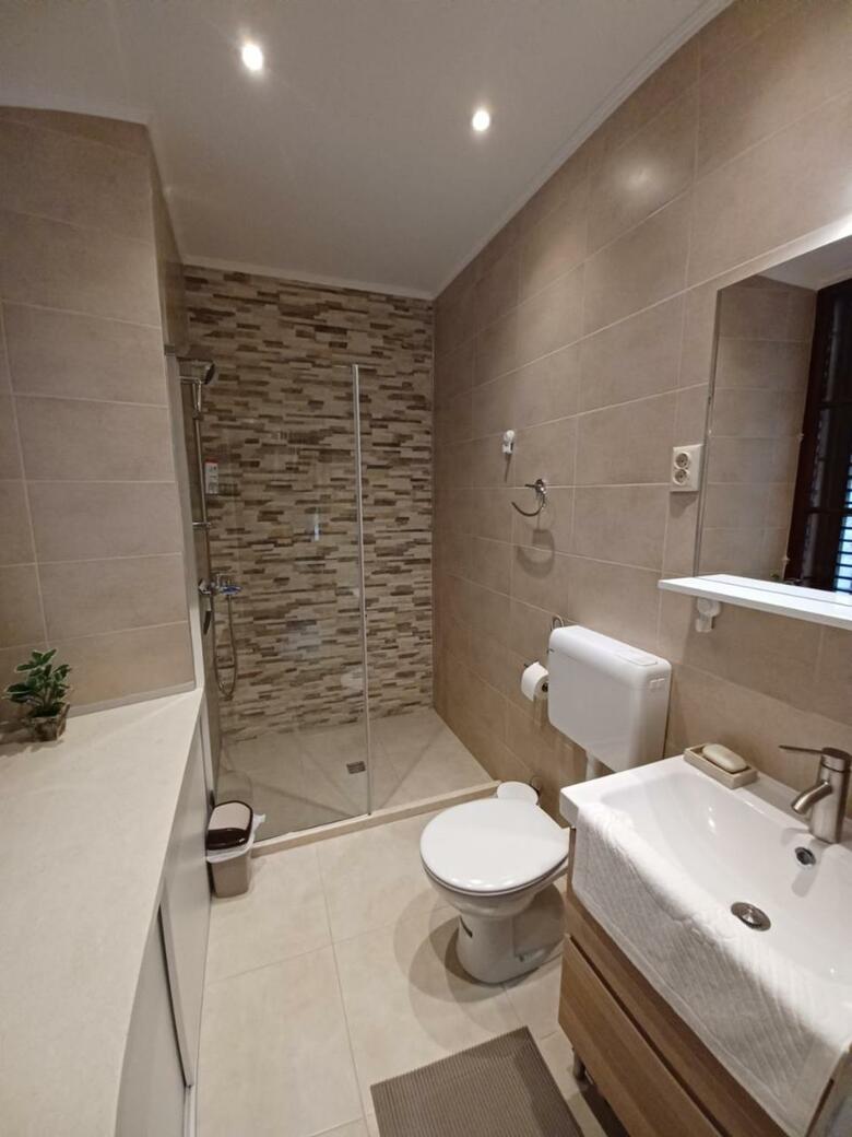 Hostal Placeta Apartments