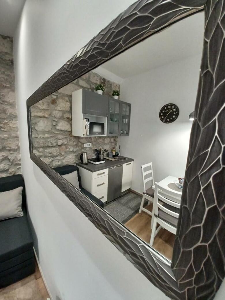 Hostal Placeta Apartments