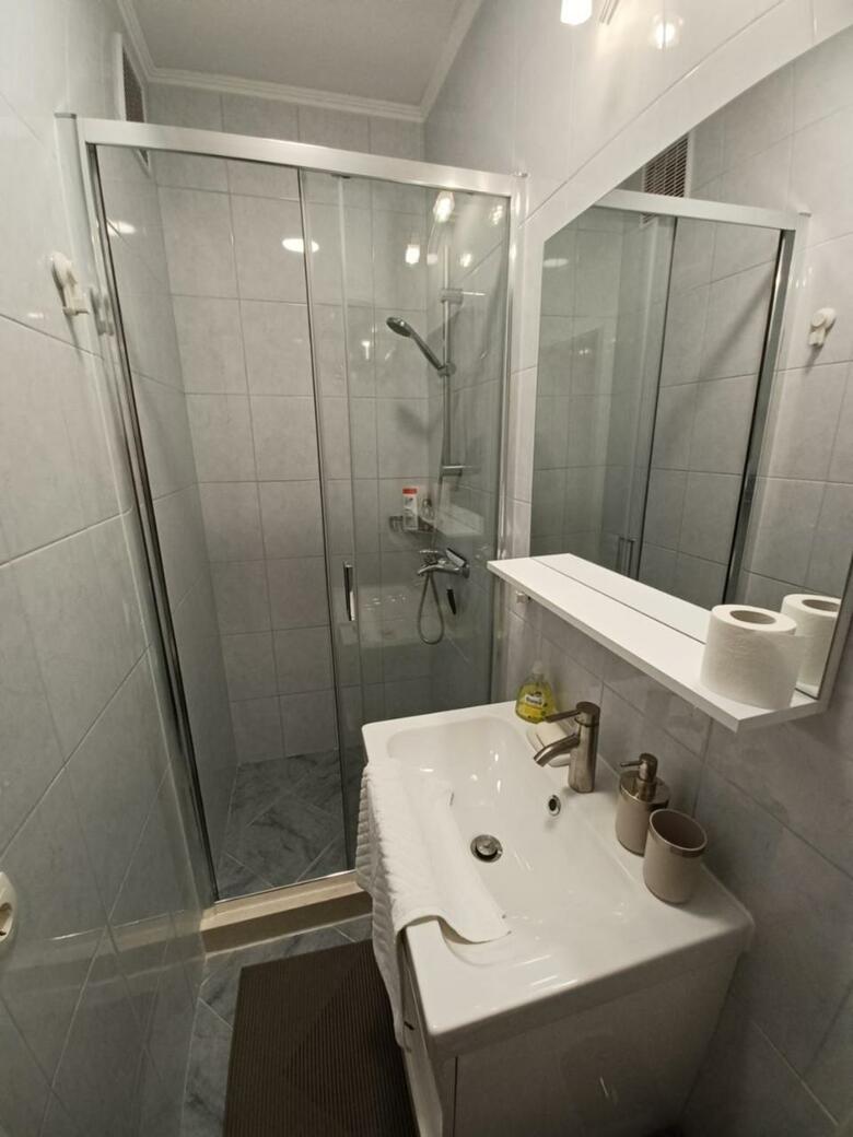 Hostal Placeta Apartments