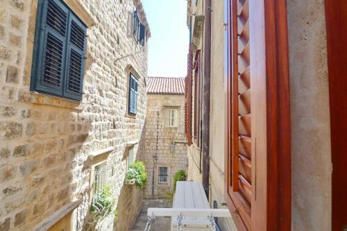 Hostal Placeta Apartments