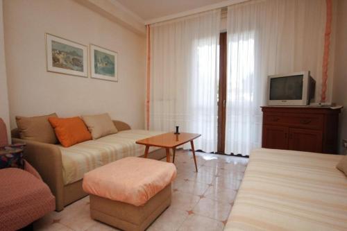 Apartment Novigrad 7335b