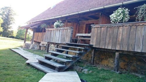 Hostal Rustic Home Mia