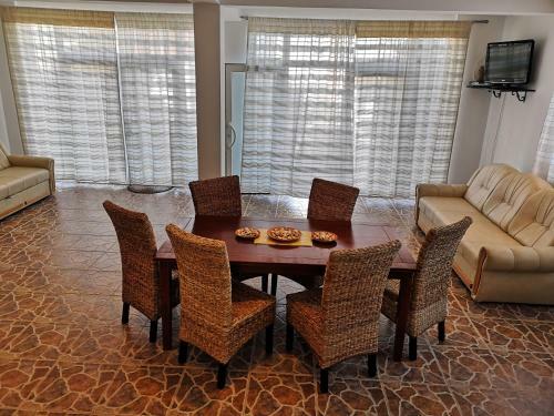 Hostal Residence Romansa