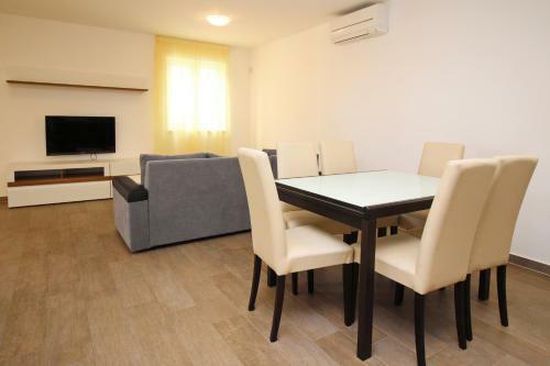 Apartments Smojver Stipe