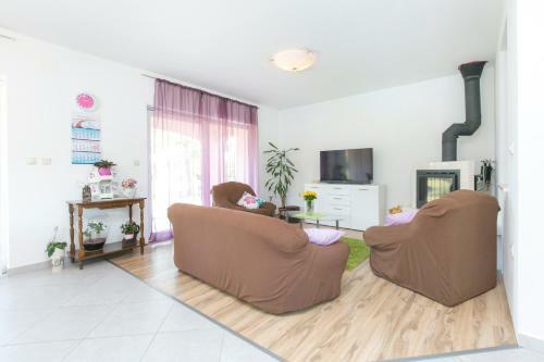 Apartment Elina