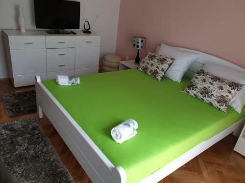 Hostal Apartments Nena
